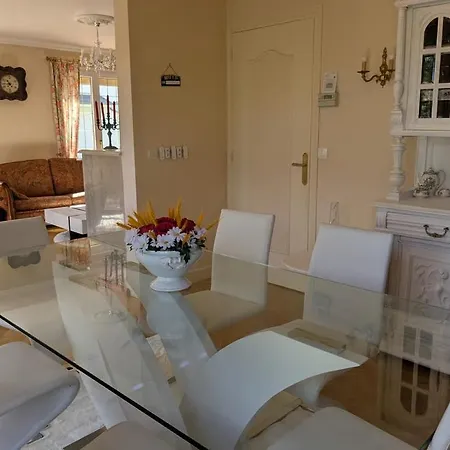Villa Des Lilas *